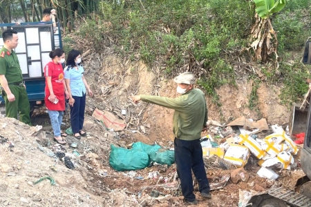 Thái Nguyên tiêu hủy gần 1 tấn thực phẩm không đảm bảo chất lượng