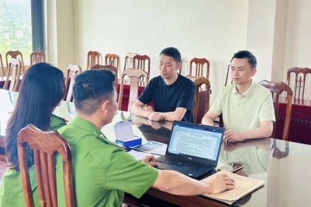 Lạng Sơn: Phát hiện, triệt phá một xưởng lắp ráp điện thoại di động trái phép quy mô lớn