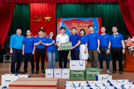 Vinamilk biết ơn những người đã viết nên bản hùng ca ngày đại thắng