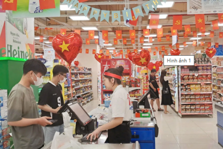 Hà Nội: Các hệ thống siêu thị ồ ạt khuyến mại, kích cầu tiêu dùng, trong dịp lễ