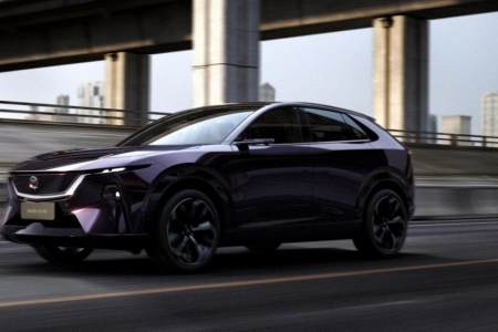 Vừa ra mắt, Mazda EZ-60 đã nhận được hơn 10.000 đơn đặt hàng