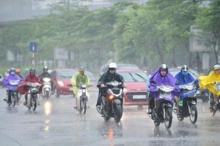 Thời tiết ngày 1/5: Không khí lạnh tràn về, miền Bắc xuất hiện mưa dông