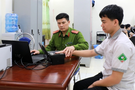 Bắc Giang: Bố trí cán bộ trực, giải quyết công việc xuyên kỳ nghỉ lễ