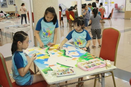 Tổ chức “Ngày hội thế giới tuổi thơ” lần thứ 26 tại Ninh Bình
