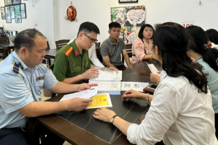 Tiếp tục kiểm tra quán “Lòng Chát” tại cơ sở Hà Nội