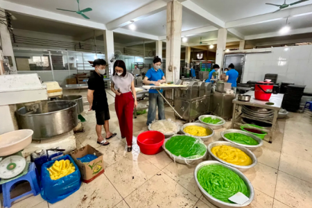 Hà Nội: Yêu cầu hộ kinh doanh Quang Vinh Phát sớm khắc phục những tồn tại về ATTP