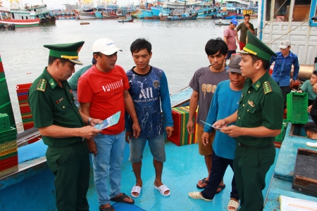 BĐBP Bà Rịa – Vũng Tàu đẩy mạnh tuyên truyền chống khai thác IUU, ngăn chặn các loại tội phạm và xuất nhập cảnh trái phép
