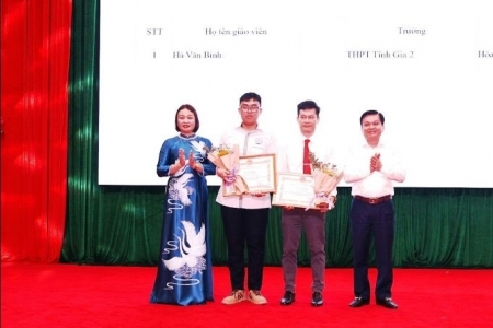 Thanh Hóa: Tuyên dương, khen thưởng học sinh và giáo viên đạt thành tích cao trong kỳ thi học sinh giỏi