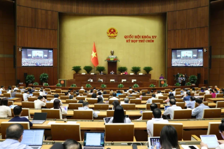 Hôm nay, Quốc hội nghe báo cáo và thảo luận 3 Nghị quyết và 2 dự án Luật