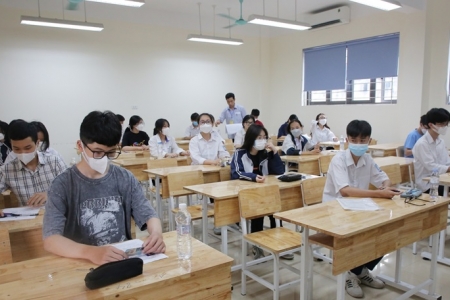 Tuyển sinh vào lớp 10 các trường THPT công lập không quá 45 học sinh/lớp