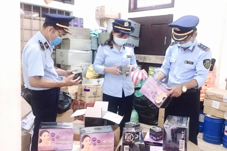 Tăng cường kiểm soát chất lượng mỹ phẩm: Quyết liệt ngăn chặn hàng giả, bảo vệ người tiêu dùng