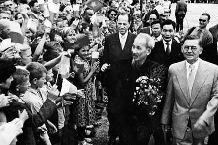 Chủ tịch Hồ Chí Minh - Nhà lãnh đạo biểu tượng của phong trào phi thực dân hóa