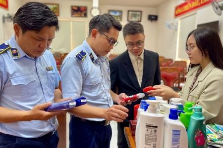 Ngành Quản lý thị trường mở đợt cao điểm truy quét buôn lậu, hàng giả trên toàn quốc