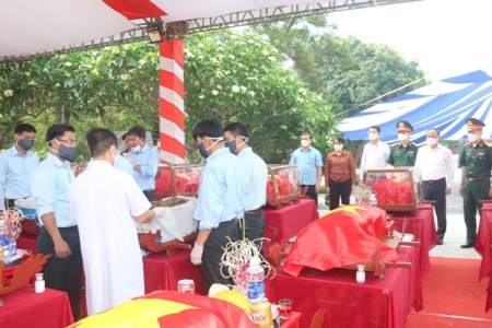 Lấy mẫu ADN 76 hài cốt liệt sĩ hy sinh tại Lào để xác định danh tính