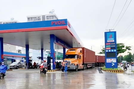 Giá xăng dầu hôm nay 20/5: Tăng, giảm đan xen