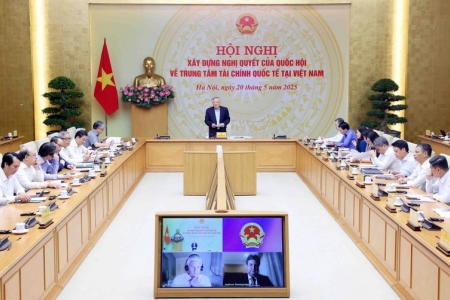 Phát triển 1 Trung tâm Tài chính quốc tế tại Việt Nam, nhưng hoạt động ở 2 thành phố