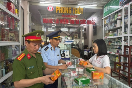 Công an tỉnh Thanh Hóa đấu tranh quyết liệt với tình trạng buôn lậu, hàng giả, hàng kém chất lượng