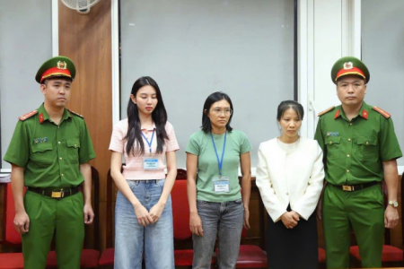 Công ty Sen Vàng chấm dứt hợp đồng với Nguyễn Thúc Thùy Tiên