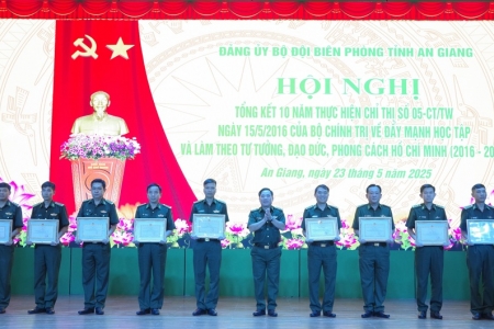 Nhiều tập thể và cá nhân tiêu biểu trong học tập và làm theo tư tưởng, đạo đức, phong cách Hồ Chí Minh