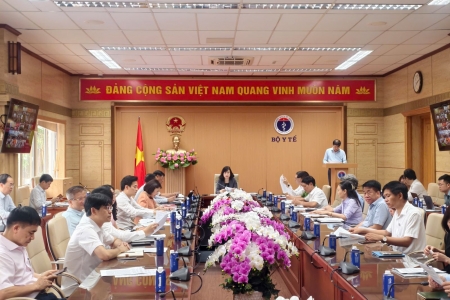 Đấu tranh không khoan nhượng hành vi sản xuất, buôn bán, lưu thông hàng giả trong lĩnh vực y tế