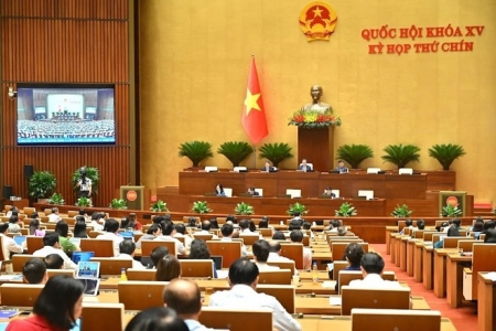 Quốc hội chốt bổ sung hơn 4.000 tỷ quyết toán viện trợ phòng, chống COVID-19