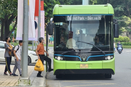 TP. Hồ Chí Minh đặt mục tiêu 100% xe buýt điện vào năm 2030