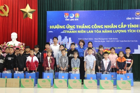Lạng Sơn: Thanh niên lan tỏa năng lượng tích cực để hưởng ứng Tháng Công nhân