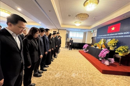 Đại sứ quán tại nhiều nước Châu Á mở sổ tang và tổ chức lễ viếng nguyên Chủ tịch nước Trần Đức Lương