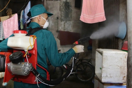 Tăng cường quyết tâm phòng ngừa sốt xuất huyết, tay chân miệng, Covid-19 và các dịch bệnh mùa mưa bão