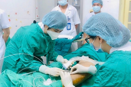 BVĐK Vân Đình: Triển khai thành công kỹ thuật can thiệp suy tĩnh mạch chi dưới bằng laser nội mạch