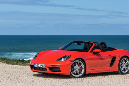 Porsche dừng sản xuất một số mẫu xe chạy xăng