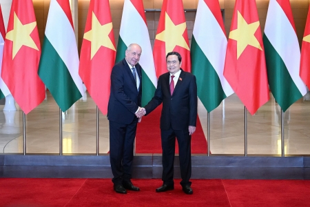 Chủ tịch Quốc hội Trần Thanh Mẫn hội kiến Tổng thống Cộng hoà Hungary Sulyok Tamas