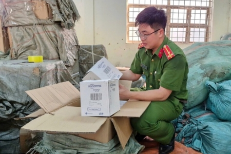 Nghệ An thành lập Tổ công tác chống buôn lậu do Chủ tịch UBND tỉnh Lê Hồng Vinh làm Tổ trưởng