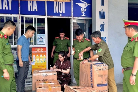 Phát hiện 2 cơ sở kinh doanh thuốc tây không phép với hơn 5.000 sản phẩm không rõ nguồn gốc