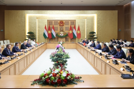 Thủ tướng Phạm Minh Chính hội kiến Tổng thống Hungary Sulyok Tamas