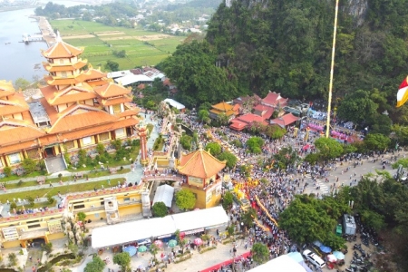 Đà Nẵng: Người dân bắt đầu chiêm bái Xá lợi Phật vào tối 30/5