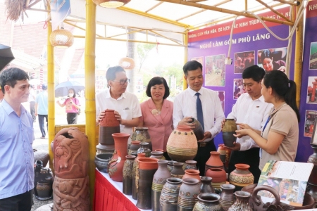 Bắc Ninh đẩy mạnh tuần văn hóa, du lịch gốm và làng nghề truyền thống