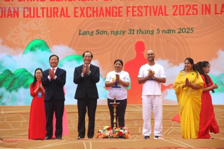 Lạng Sơn: Đặc sắc Ngày hội Yoga quốc tế và Giao lưu văn hóa Ấn Độ