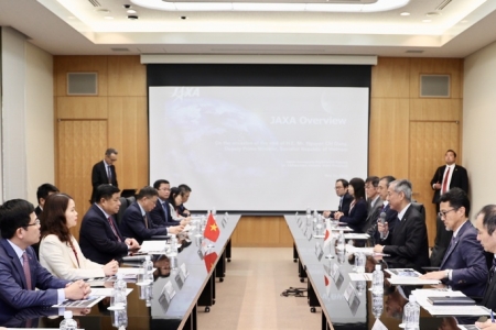 Phó Thủ tướng Nguyễn Chí Dũng làm việc với Cơ quan Hàng không vũ trụ Nhật Bản