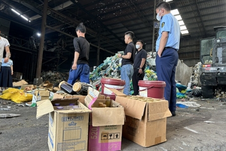 Hải Dương: Tiêu hủy hàng tấn thực phẩm bẩn, phạt nặng cơ sở vi phạm