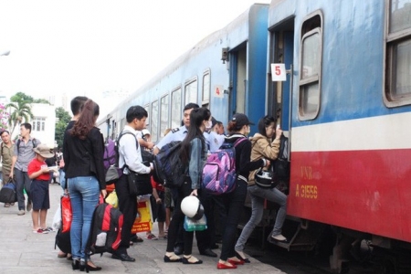 Ngành đường sắt giảm giá vé tàu cho học sinh đi thi và sinh viên nhập học