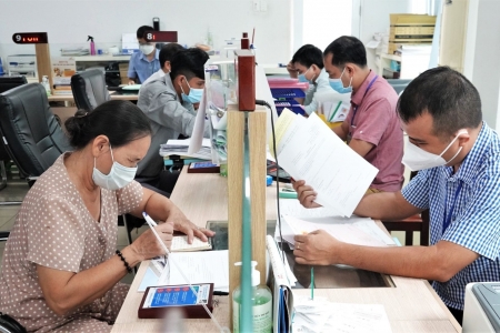 Bộ Nội vụ đề xuất cán bộ, công chức không hoàn thành nhiệm vụ 1 năm vào diện tinh giản biên chế