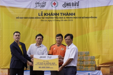 Quỹ phát triển tài năng việt trao tặng hồ dạy bơi miễn phí cộng đồng tại Gia Lai