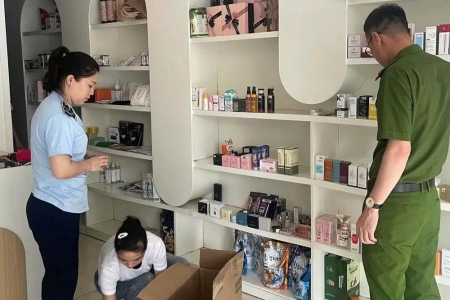 Tuyên Quang: Phát hiện lô mỹ phẩm hỏng, hàng giả mạo thương hiệu nổi tiếng