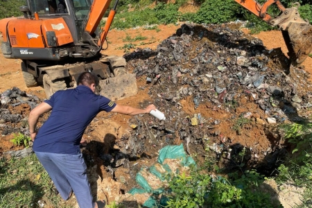 Cao Bằng: Phát hiện, xử lý gần 500 kg chân gà đông lạnh không rõ nguồn gốc, xuất xứ