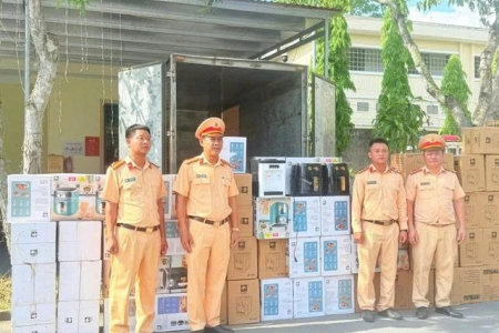Hà Tĩnh: Thu giữ lô nồi chiên không dầu, máy lọc nước không rõ nguồn gốc xuất xứ