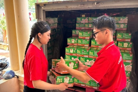 Lạng Sơn: Tiếp nhận ủng hộ các nhu yếu phẩm trị giá gần 100 triệu đồng từ các doanh nghiệp