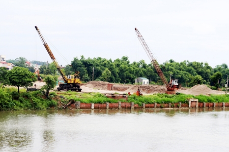 Bắc Giang tăng cường quản lý hoạt động khai thác cát, sỏi lòng sông