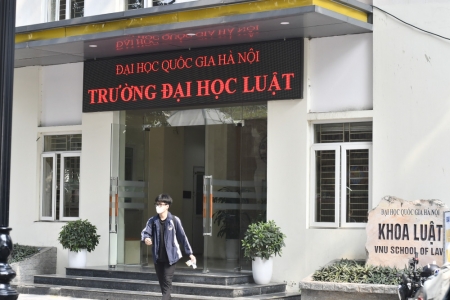 PGS.TS Trịnh Tiến Việt giữ chức quyền Hiệu trưởng Trường ĐH Luật - Đại học Quốc gia  Hà Nội