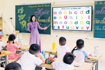 Bắc Giang tăng cường dạy tiếng Việt cho học sinh vùng dân tộc thiểu số